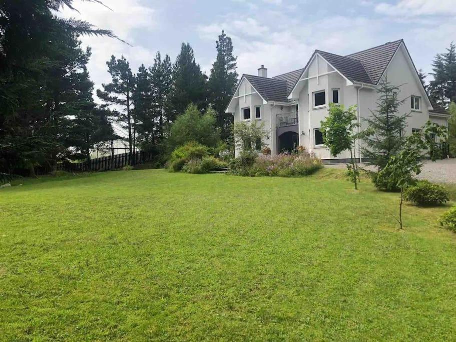 Cardon House - Luxury Highland Holiday Home Inverness Extérieur photo