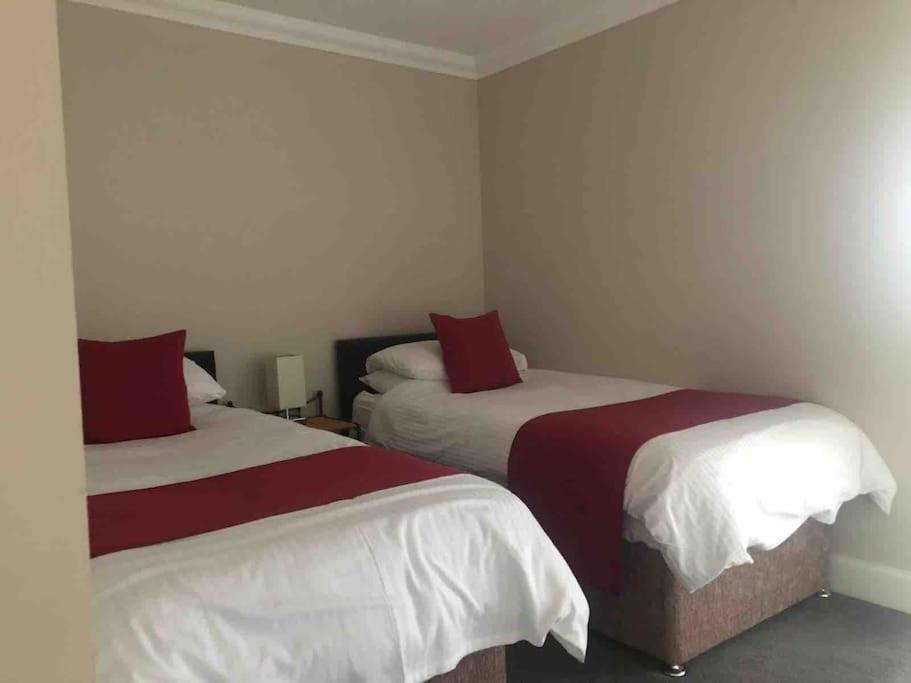 Cardon House - Luxury Highland Holiday Home Inverness Extérieur photo